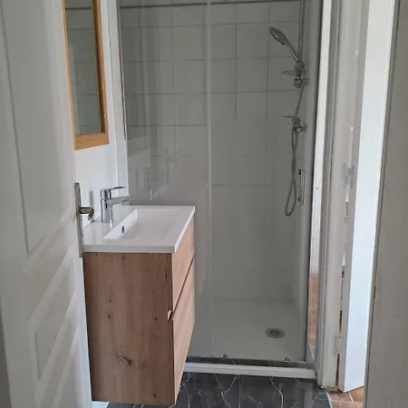 別荘 House 3 Bedrooms For 5 Persons At カンヌ